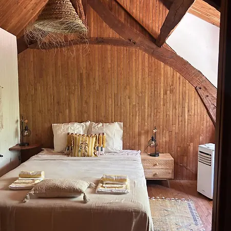 Le Bonheur Lot 6p Avec Piscine Pres De Rocamadour Et Sarlat Сasa de vacaciones *