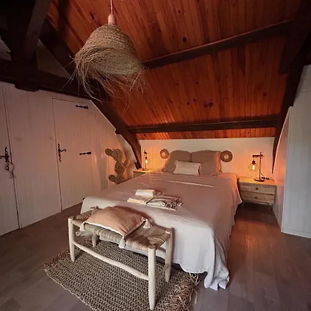 Le Bonheur Lot 6p Avec Piscine Pres De Rocamadour Et Sarlat Сasa de vacaciones